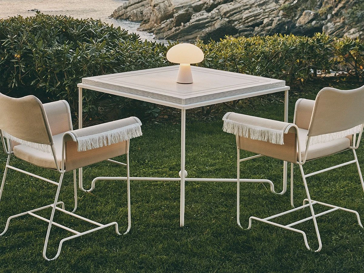 Gubi Tropique Outdoor Table - Black 8 Gubi Tropique Outdoor Table - Black - Image 6