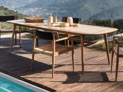Clipper Dining Table -Outdoor Furniture clipper gloster contesto2 1