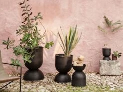Ferm LIVING Hourglass Pot - Black 19 Ferm LIVING Hourglass Pot - Black -Outdoor Furniture hourglass pot famly outdoor ferm living