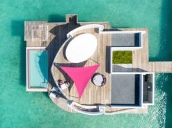 Ingenua Triangle Shade Sail - Wall Mounting -Outdoor Furniture ingenua triangle umbrella 2 outdoor umbrosa 1