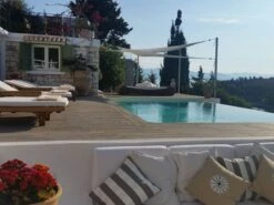 Ingenua Triangle Shade Sail - Wall Mounting -Outdoor Furniture ingenua triangle umbrella 3 outdoor umbrosa 1