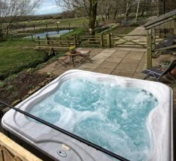 Lodge M - Hydro+Blower Freestanding Whirpool Bath Tub -Outdoor Furniture jacuzzi lodge m4 2