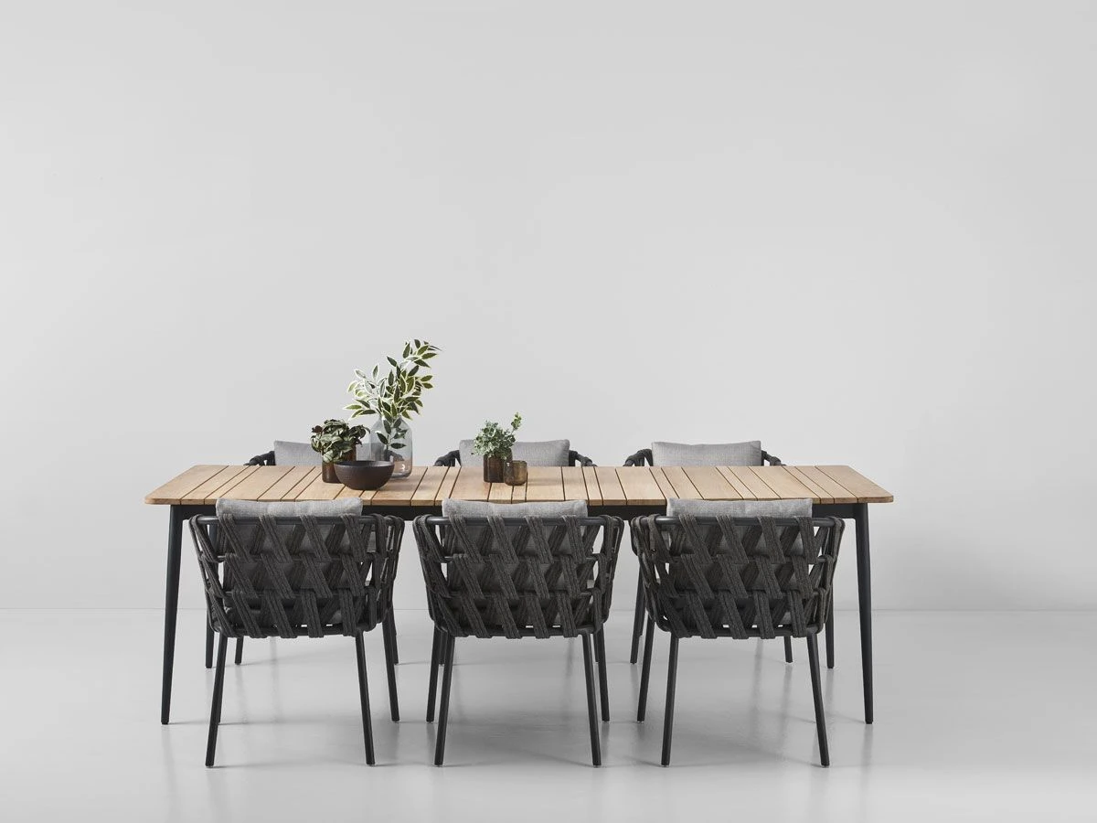 Leo Dining Table 5 Leo Dining Table - Image 3