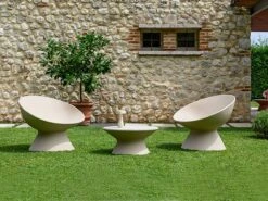 Fade Coffee Table -Outdoor Furniture plust fade poltrone 1
