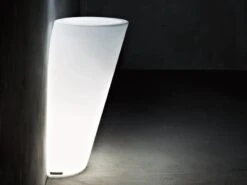 Pot Au Mur Planter With Light