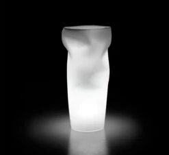 Saving Space Vase With Light