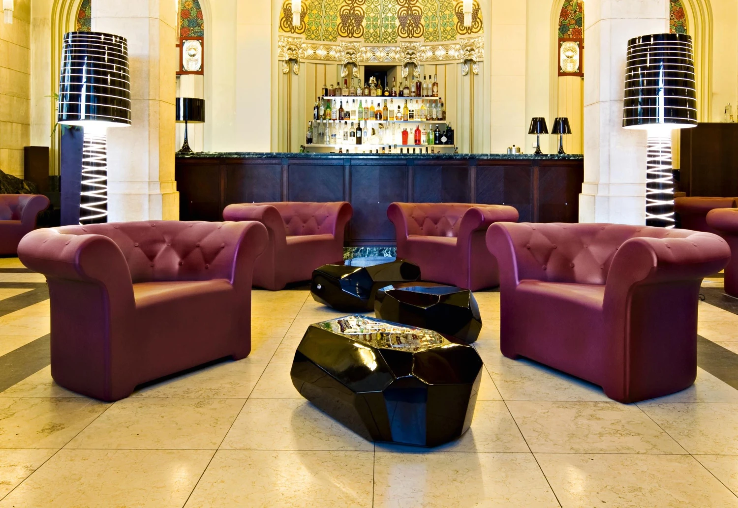 Sirchester Armchair 5 Sirchester Armchair - Image 3