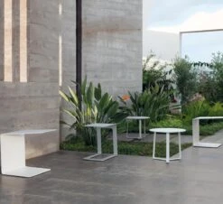 Closed 36 Sidetable -Outdoor Furniture tavolini manutti