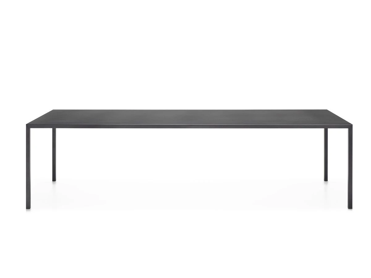 Tense Outdoor Table 3 Tense Outdoor Table