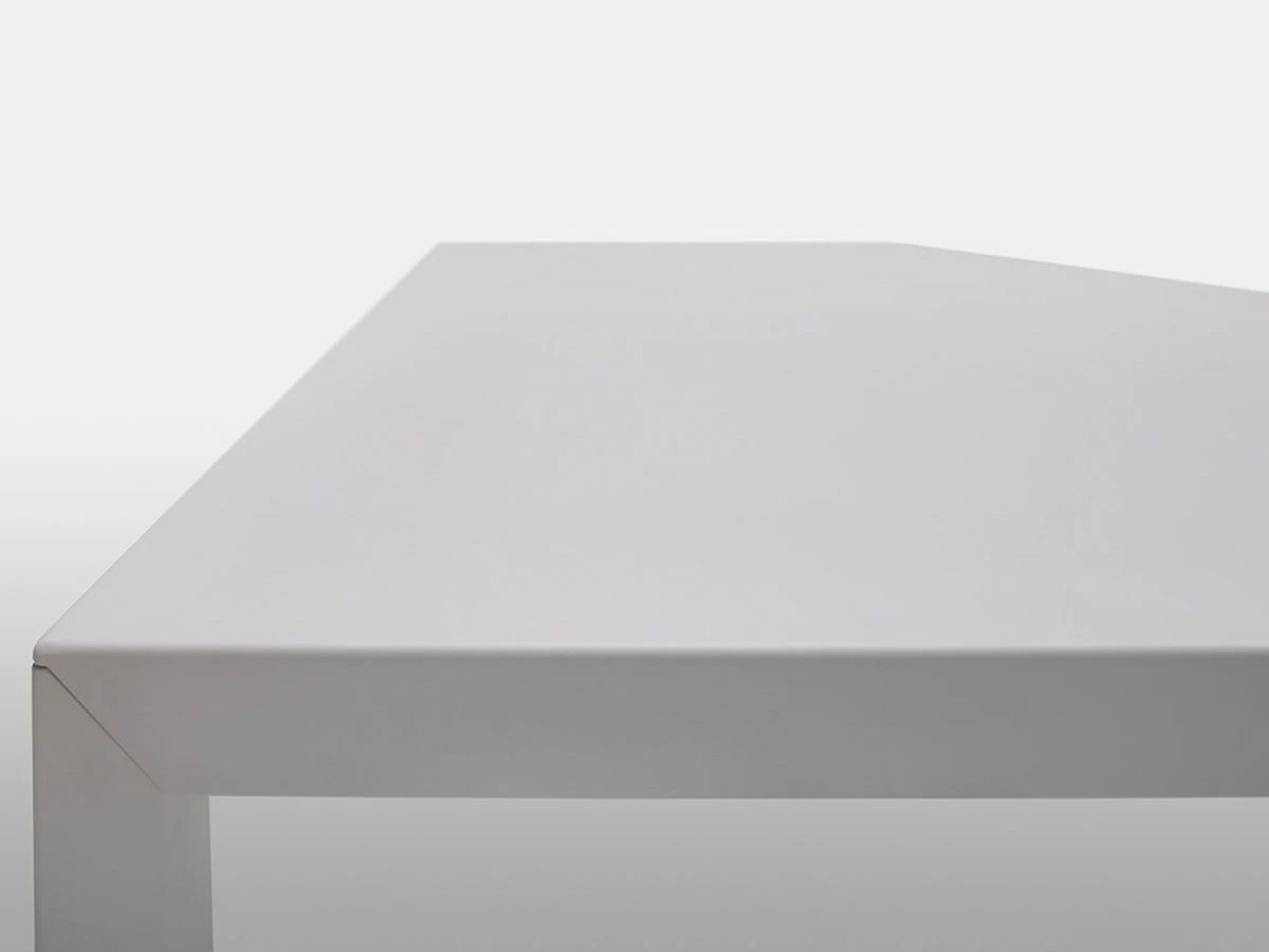 Tense Outdoor Table 6 Tense Outdoor Table - Image 4