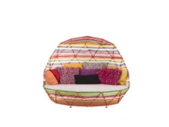 Tropicalia Daybed